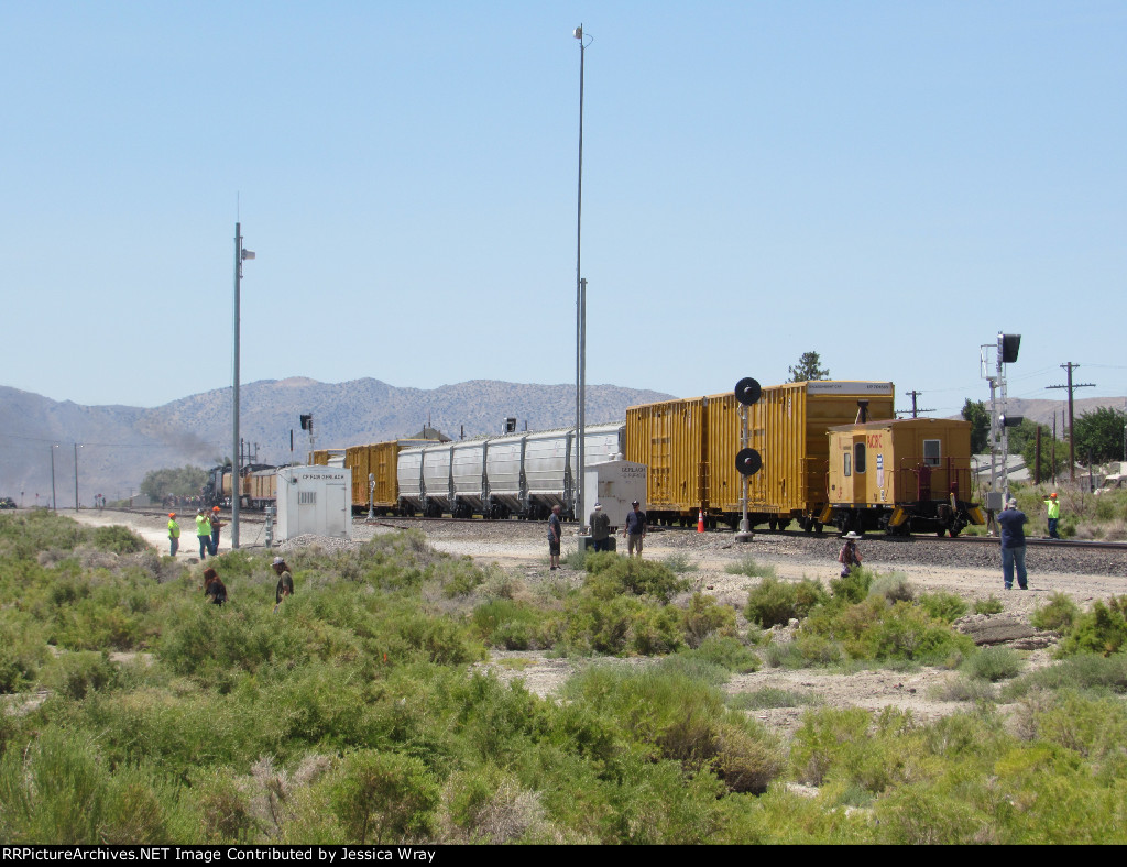 Caboose and WP searchlights